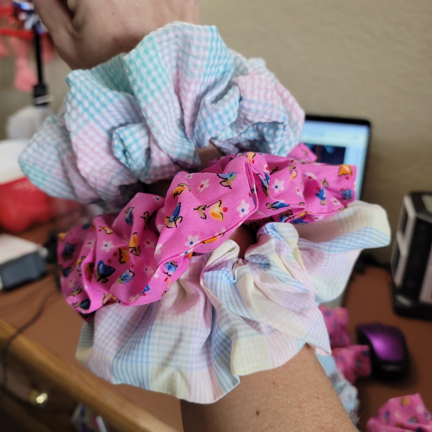 Jumbo Pink Floral Scrunchie – Tulips and Daisies Delight