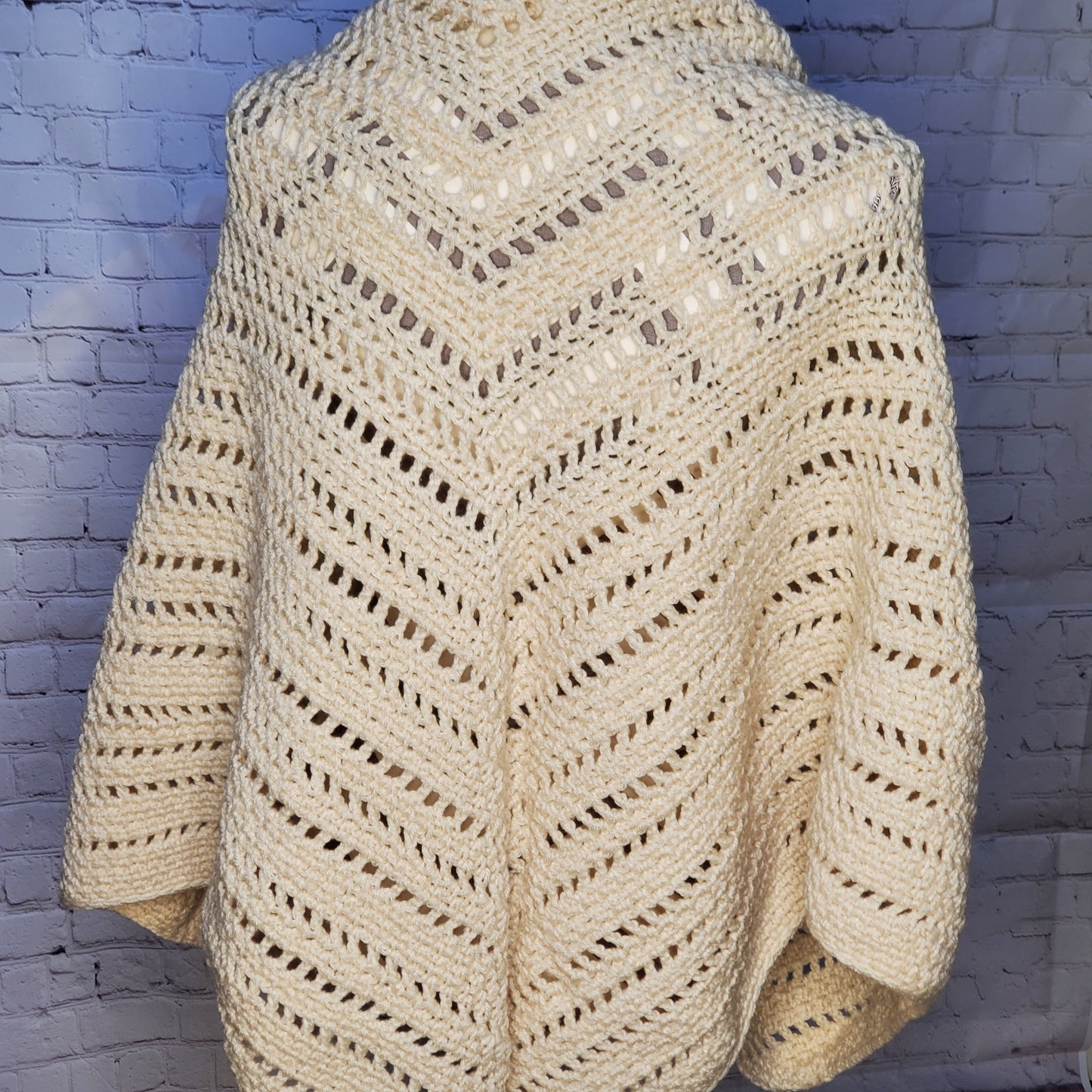 Ivory Triangle Shawl