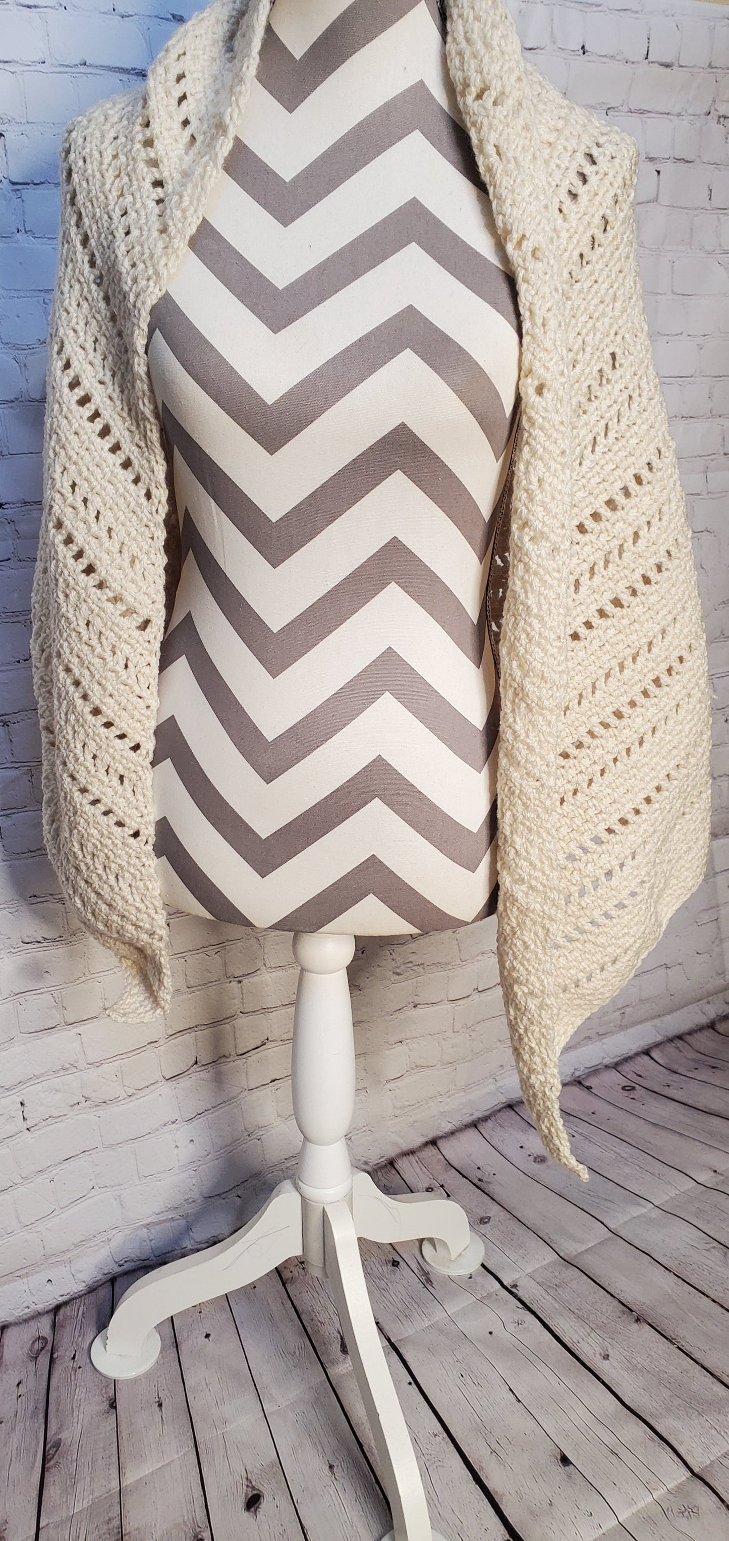 Ivory Triangle Shawl