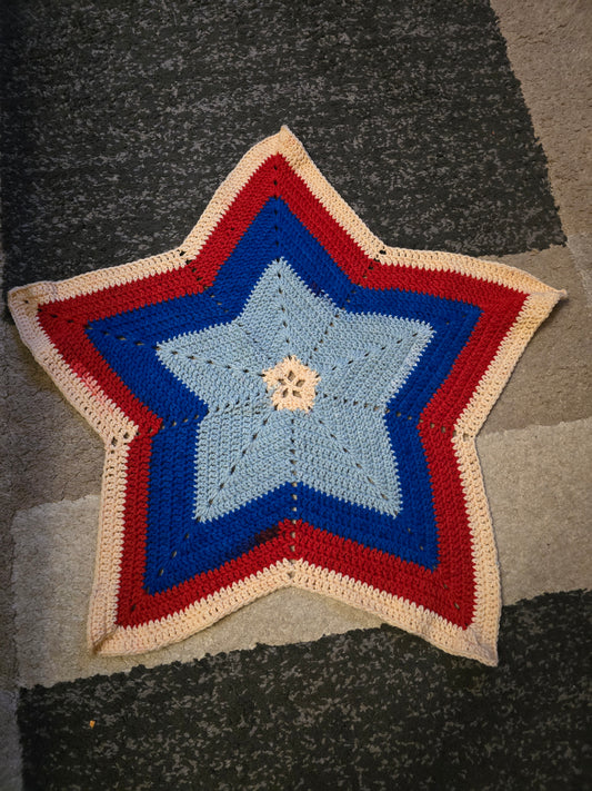 Crocheted Carseat Blanket - Star