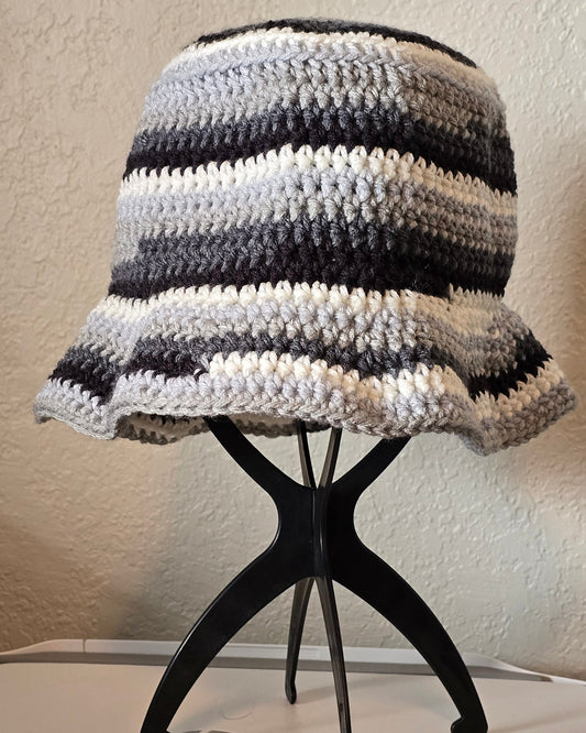 Striped Crochet Bucket Hat - Newsprint
